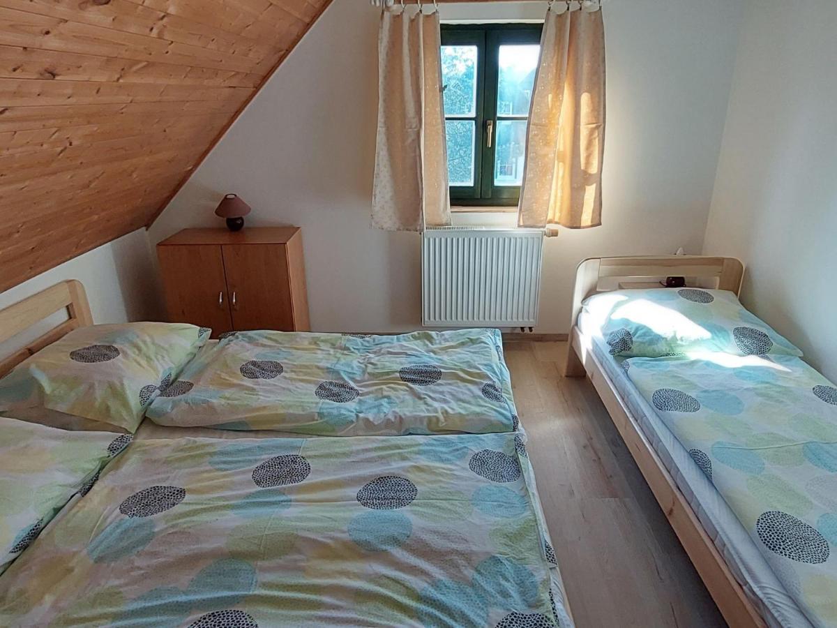 Holiday home Hill 39 By Interhome Cista (Hradec Kralove)